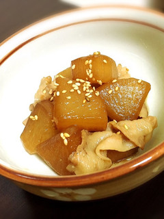蜂蜜でツヤっと柔らか♪豚バラ大根の煮物-レシピのメイン写真