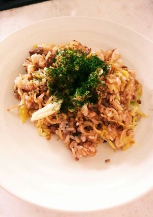 育ち盛りのお昼ご飯に。。そば飯-レシピのメイン写真