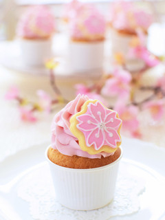 桜のカップケーキ-レシピのメイン写真