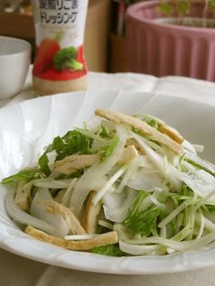 まるごと新玉ねぎのごまドレッシングサラダ-レシピのメイン写真