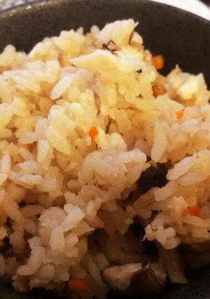 炊飯器に入れるだけ！ヒラメの炊き込み御飯-レシピのメイン写真