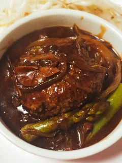 簡単に豪華なハンバーグを作る方法-レシピのメイン写真