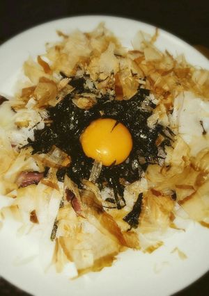 一玉ペロリ！新玉ねぎの巣籠もりサラダ-レシピのメイン写真