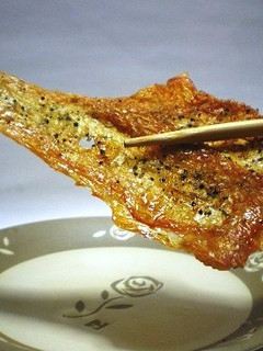 パリッパリの鶏皮プレス焼き-レシピのメイン写真