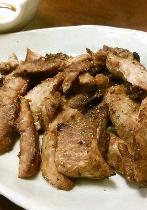マグロほほ肉のグリル焼き。-レシピのメイン写真