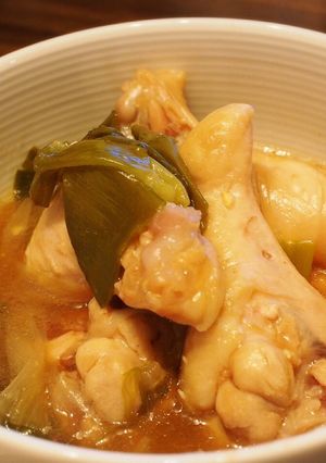 余った蕎麦つゆで、手羽元ねぎの煮物-レシピのメイン写真