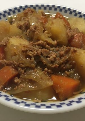 市販の鶏そぼろで簡単肉じゃが（圧力鍋）-レシピのメイン写真