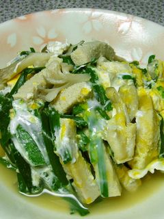 にらと凍み豆腐(高野豆腐)の卵とじ-レシピのメイン写真