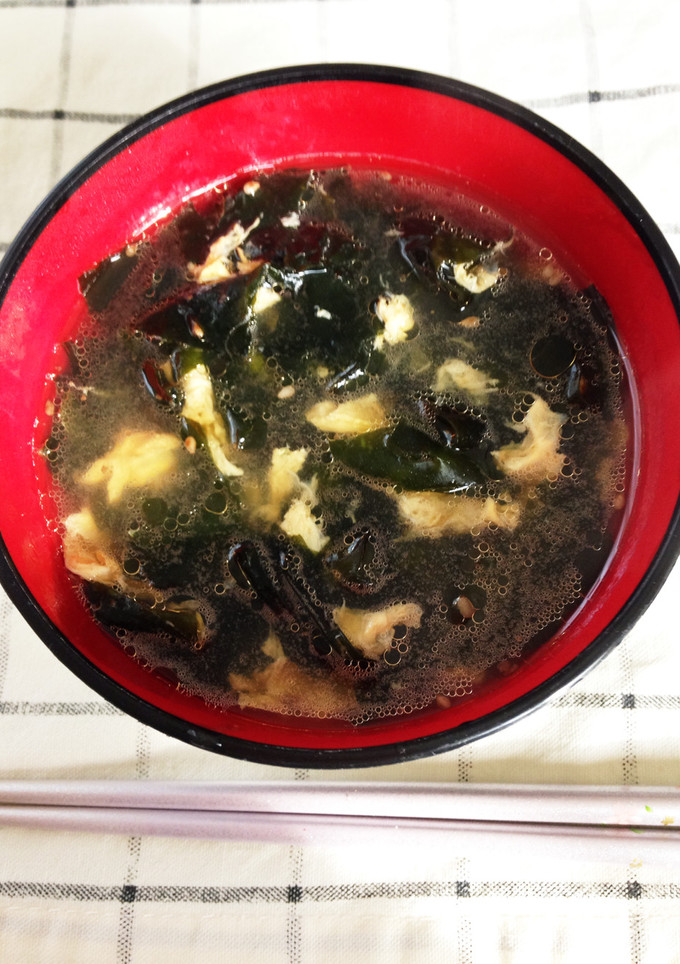 簡単☆焼肉のタレで卵とワカメの中華スープ-レシピのメイン写真