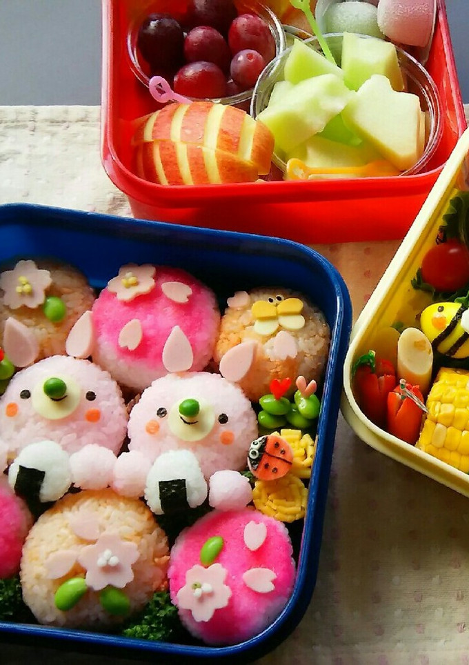 お花見弁当♡うさちゃんと桜おにぎり♪-レシピのメイン写真
