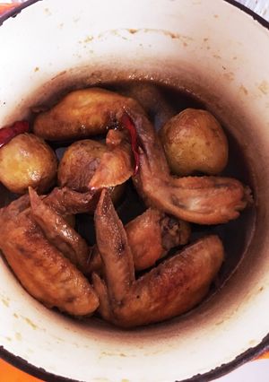 手羽先と新ジャガの煮物-レシピのメイン写真