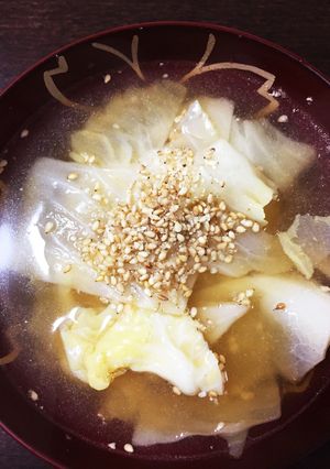 ごま油香るきゃべつのお味噌汁-レシピのメイン写真