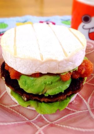 鯖バーグで♡低糖質カマンベールバーガー-レシピのメイン写真