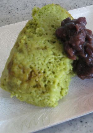 レンジでむくむく♪抹茶と黒蜜の蒸しパン☆-レシピのメイン写真
