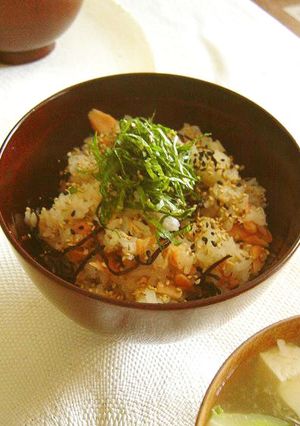 塩鮭と塩昆布で☆安い・簡単まぜご飯-レシピのメイン写真