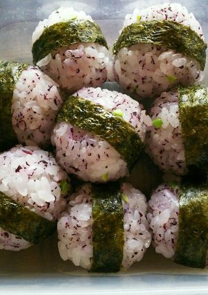 ゆかりとお豆の手毬おにぎり✨-レシピのメイン写真