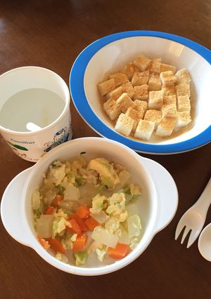 離乳食後期(10か月)☆卵とじとひたパン-レシピのメイン写真