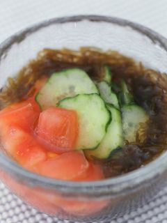 野菜と食べるもずく酢-レシピのメイン写真