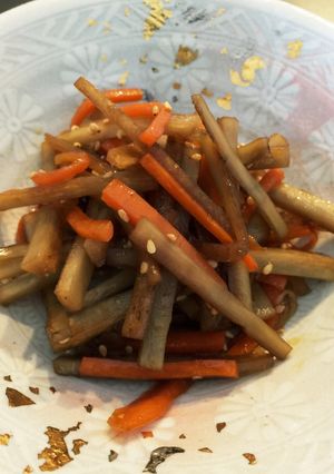 基本★甘辛味のきんぴらごぼう-レシピのメイン写真