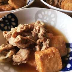 รูปของ ミニ厚揚げと豚肉の煮物
