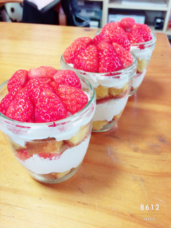 いちごのカップケーキ-レシピのメイン写真
