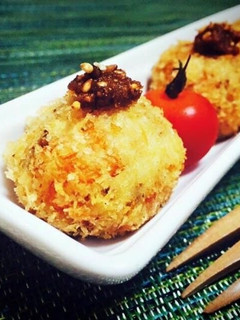 人参のお豆腐コロッケ~柚子ごま味噌のせ~-レシピのメイン写真