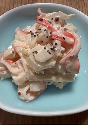 カニかまと刻み玉ねぎのカラシマヨ和え-レシピのメイン写真