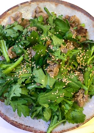 香り最高春菊のホットサラダ-レシピのメイン写真