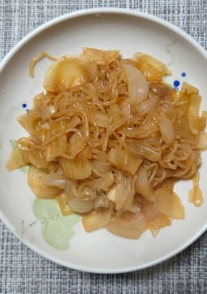 ヨウサマの減塩白滝と玉ねぎのあま醤油煮-レシピのメイン写真