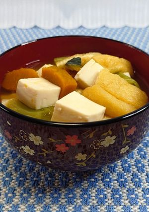 坊ちゃんかぼちゃ♪キャベツ油あげのお味噌汁🎃✨-レシピのメイン写真