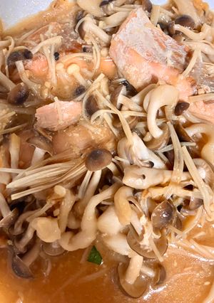 鮭としめじとえのきの味噌煮-レシピのメイン写真