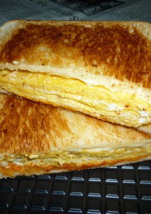ビッグ厚焼き卵でホットサンド-レシピのメイン写真