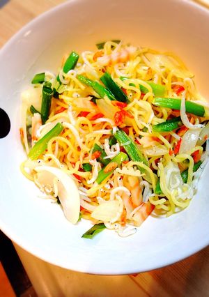 あるもの簡単！ニラとしらすで塩焼きそば-レシピのメイン写真