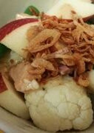まるごとカリフラワーのサラダ-レシピのメイン写真