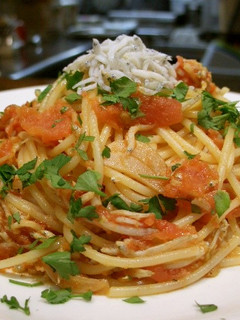しらすとトマトソースのパスタ-レシピのメイン写真
