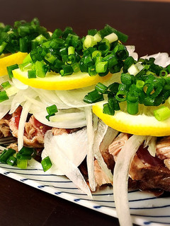 鰹のたたきと新タマのさっぱり塩レモン-レシピのメイン写真