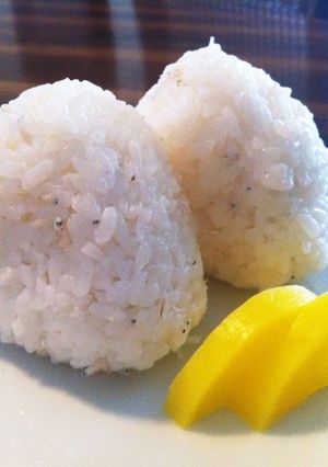 しんぷる☆ごま油風味のじゃこおにぎり-レシピのメイン写真