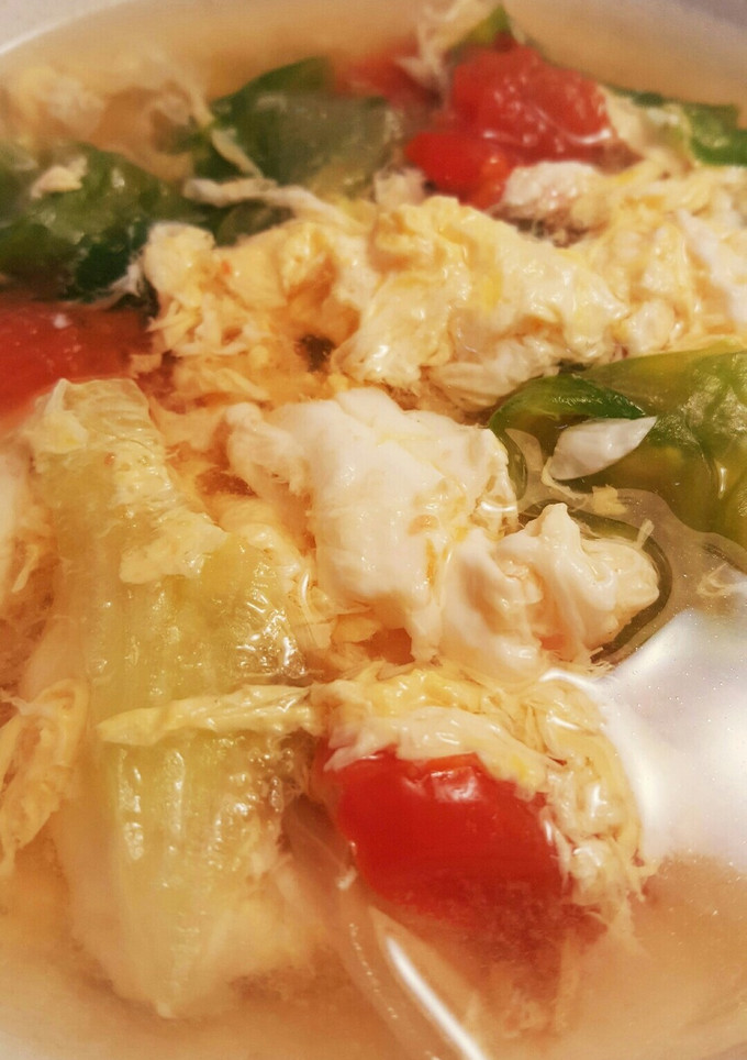 レタスと卵ミニトマトのスープ-レシピのメイン写真