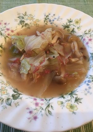 キャベツとコンビーフの簡単スープ-レシピのメイン写真