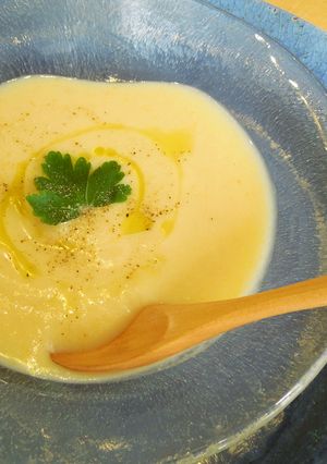 カリフラワーのスープ（ポタージュ）-レシピのメイン写真