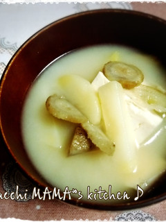 じゃがいもとごぼうだけ♪美味しい根菜汁-レシピのメイン写真
