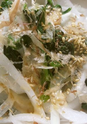 まるごと新玉ねぎとほうれん草のサラダ☆-レシピのメイン写真
