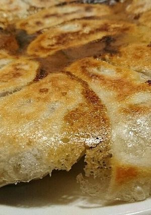めっちゃジューシーなシンプル羽あり餃子✨-レシピのメイン写真
