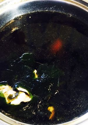 材料3つでわかめと鳥のスープ-レシピのメイン写真