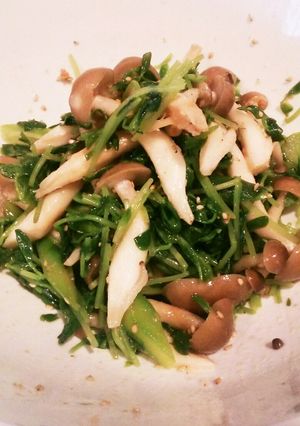 豆苗としめじとアスパラのナムル-レシピのメイン写真