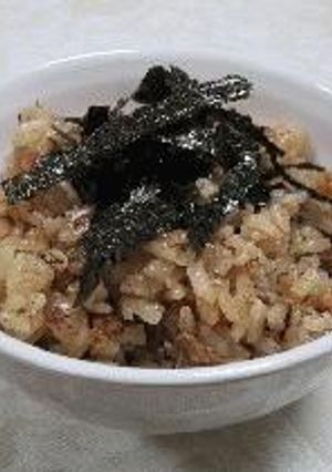 サバ缶で炊き込みご飯-レシピのメイン写真