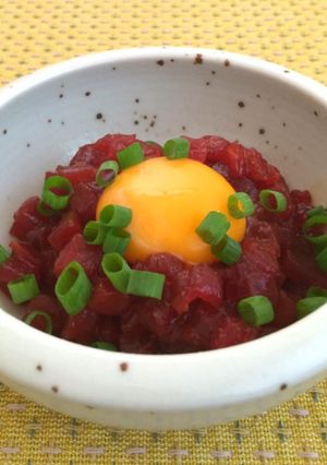 マグロのユッケ-レシピのメイン写真