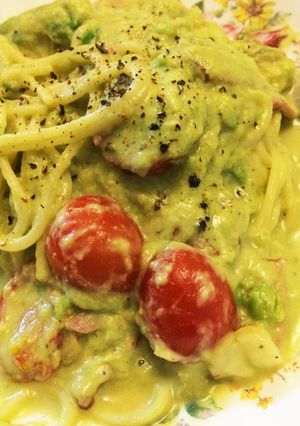 濃厚アボカドとトマトのクリーミーパスタ-レシピのメイン写真