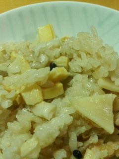 旬を食べたい!あごだしでタケノコご飯-レシピのメイン写真