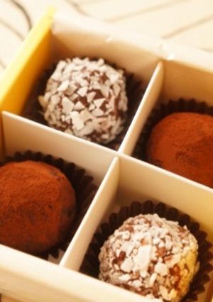 お砂糖不使用!甘酒トリュフ-レシピのメイン写真